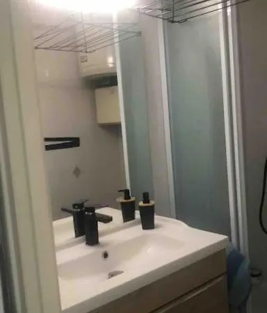 Lägenhet : Vue Sur Le Port *